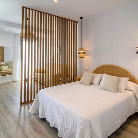 Antonella Suites Fuentes de Andalucía Exterior foto